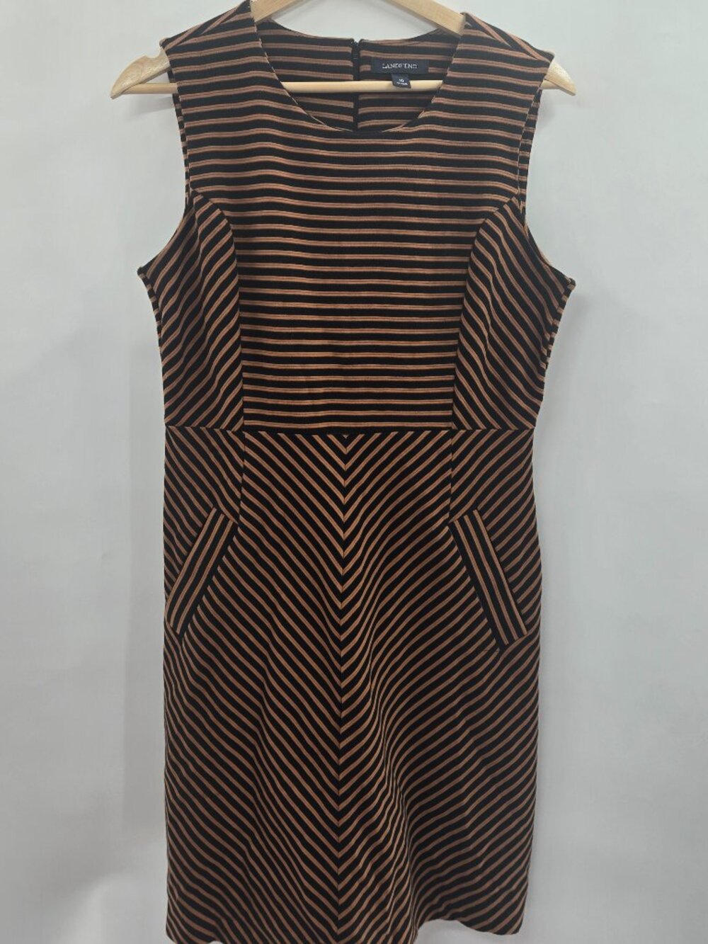 Lands End Brown Knit Black Sheath Pockets Knee Length Dress Size 10